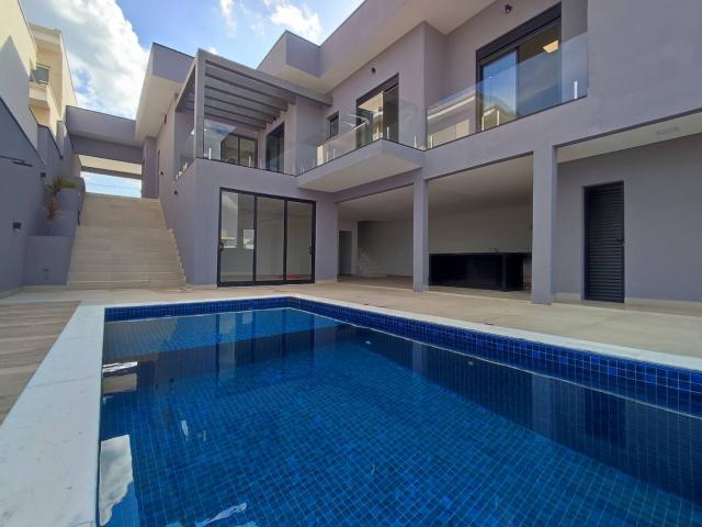 #9 - Casa para Venda em Valinhos - SP - 2