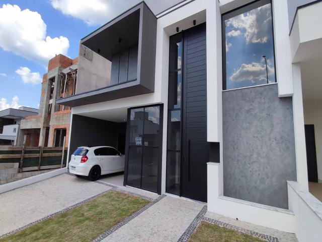 #23 - Casa para Venda em Valinhos - SP